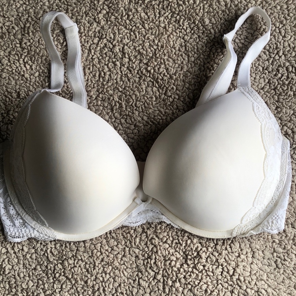 Victoria’s Secret Dream Angels Push-Up Bra